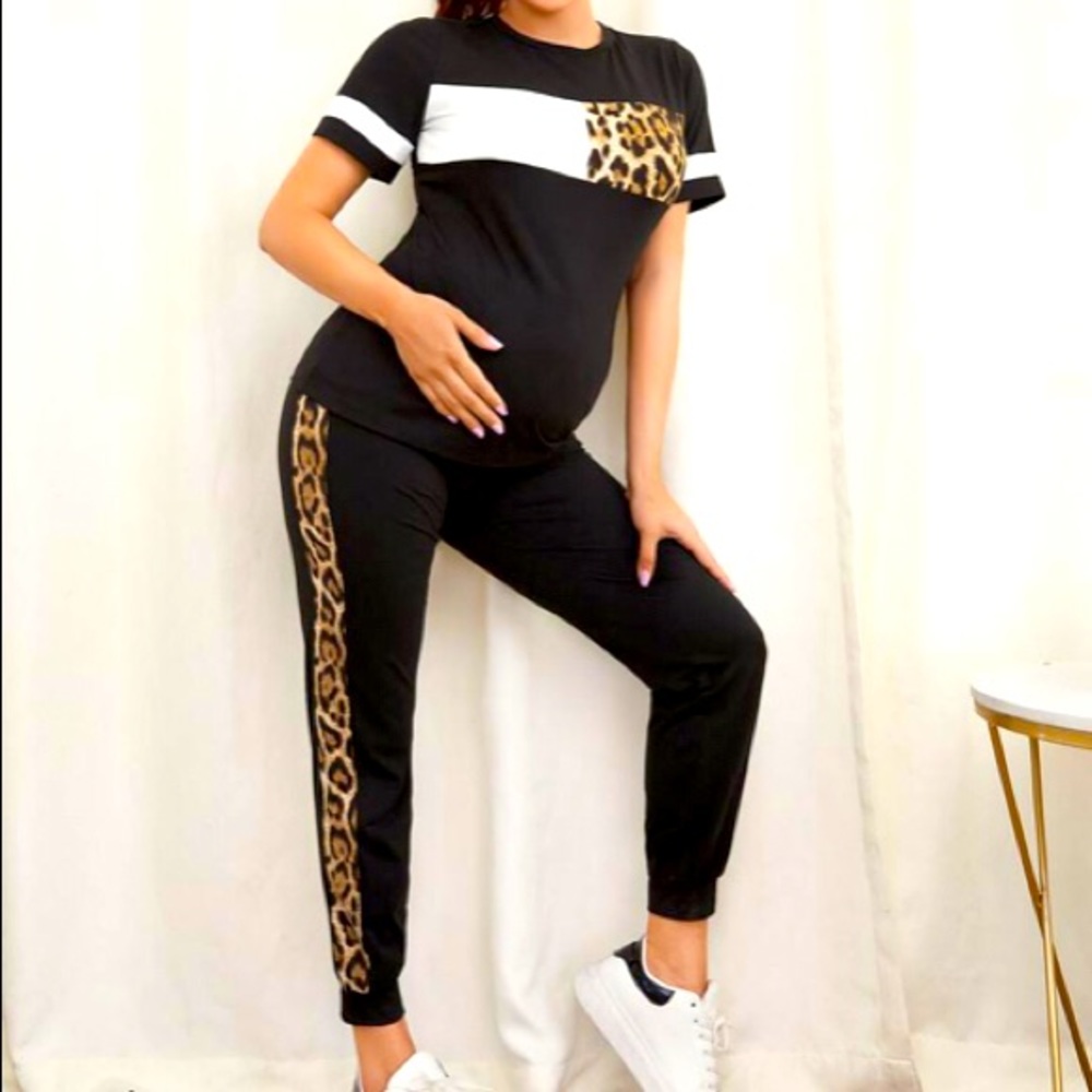 Maternity Leopard Panel Top & Contrast Sideseam Sweatpants Set